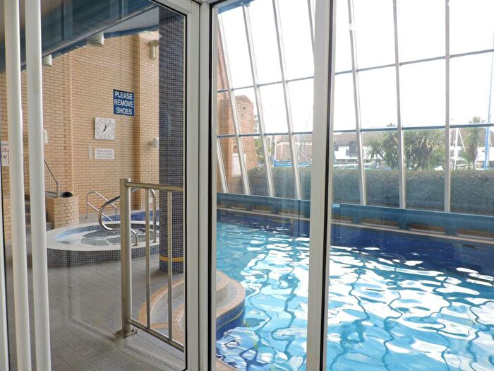 2 Bedroom Apartment To Rent In Oyster Quay, Port Solent, PO6