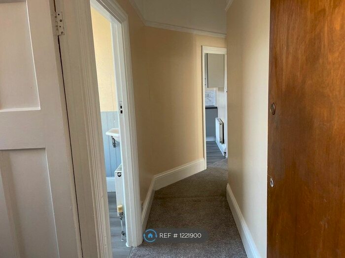3 Bedroom Flat To Rent In William St, Herne Bay, CT6