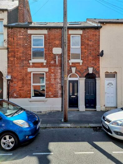 6 Bedroom Terraced House To Rent In Fentonville Street, Sheffield, S11