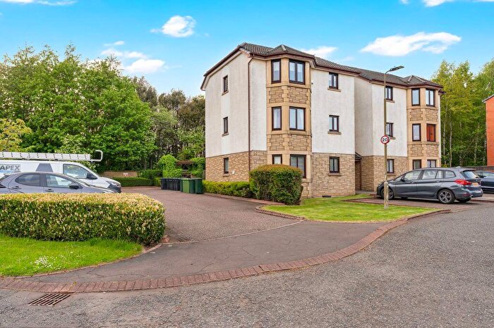 2 Bedroom Flat For Sale In / Gogarloch Syke, South Gyle, Edinburgh, EH12
