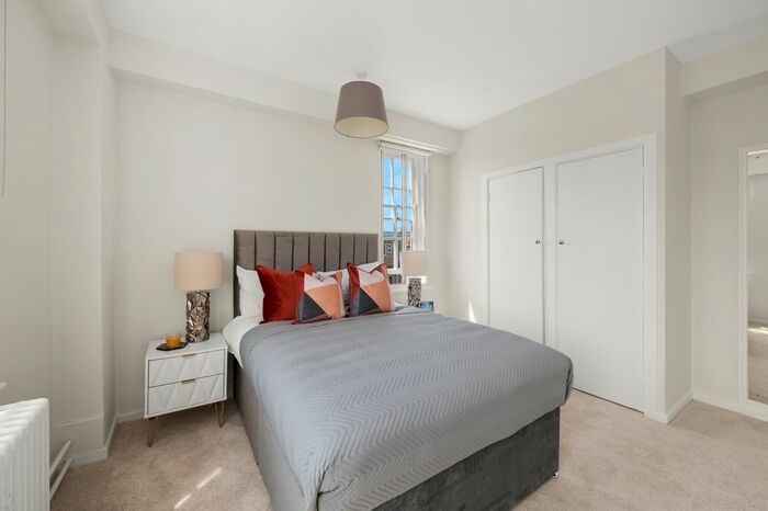 1 Bedroom Flat To Rent In Dolphin Square, London, SW1V