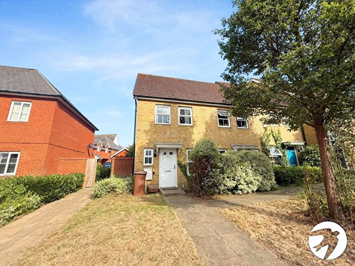 2 Bedroom Terraced House To Rent In Plantation Road, Gillingham, Kent, ME7