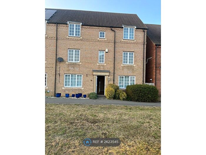 5 Bedroom Semi-Detached House To Rent In Kings Avenue, Ely, CB7