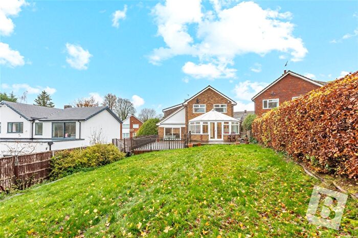 4 Bedroom Detached House For Sale In Applegate, Brentwood, Essex, CM14