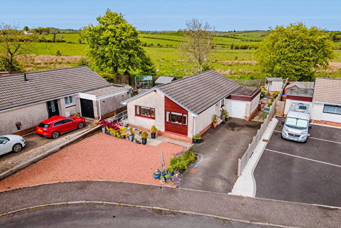 3 Bedroom Detached Bungalow For Sale In Merrygreen Place, Stewarton, Kilmarnock, KA3