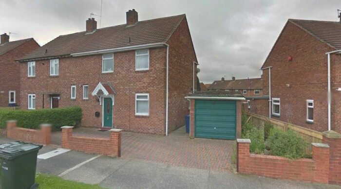 3 Bedroom Semi-Detached House To Rent In Falkland Avenue, Montagu, NE3