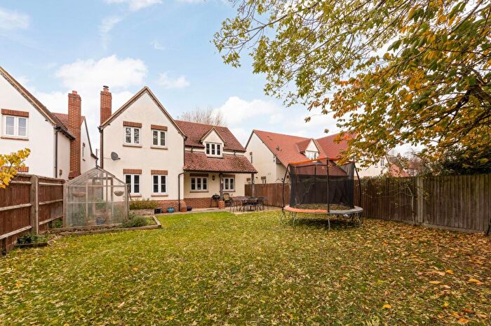 4 Bedroom Detached House For Sale In Hanney Road, Steventon, OX13