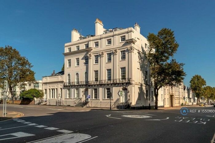 3 Bedroom Semi-Detached House To Rent In Clarendon Avenue, Leamington Spa, CV32