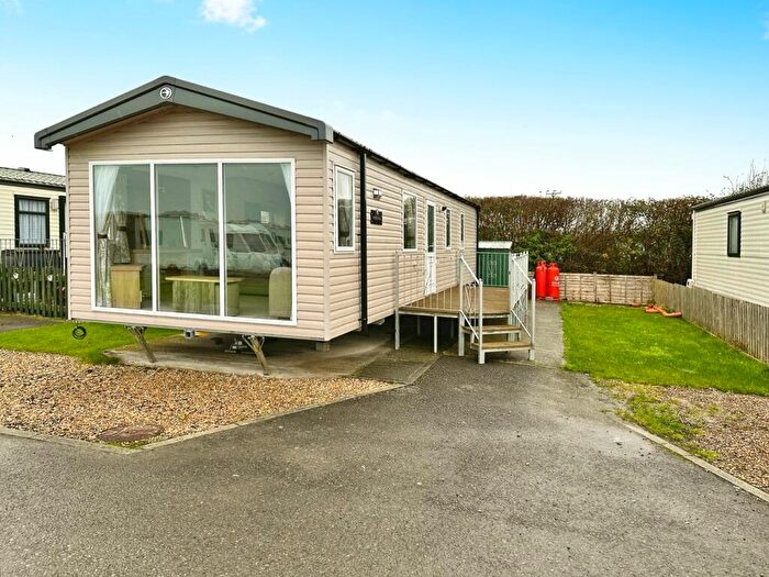2 Bedroom Park Home For Sale In Weston Road, Lympsham, BS24