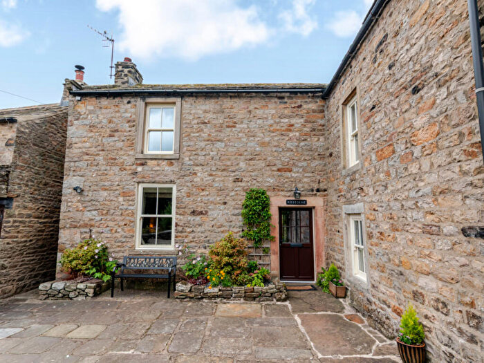 3 Bedroom Character Property For Sale In Rose Dene, Gunnerside, DL11