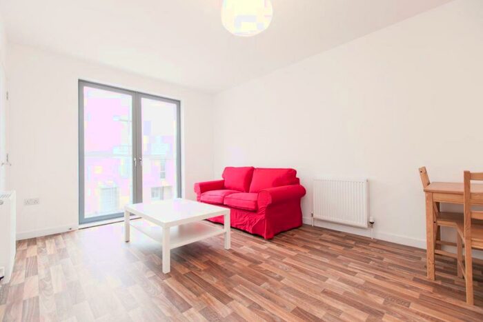 2 Bedroom Flat To Rent In Fala Place, Gracemount, EH16