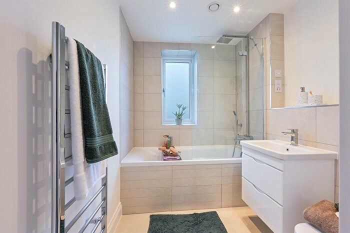 4 Bedroom Detached House For Sale In Newlands Road, Rottingdean, Brighton, BN2