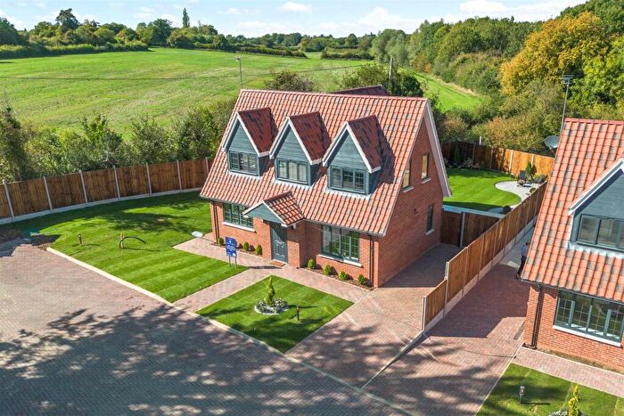 3 Bedroom Detached House For Sale In House, Barley Mews, St Albans, AL4