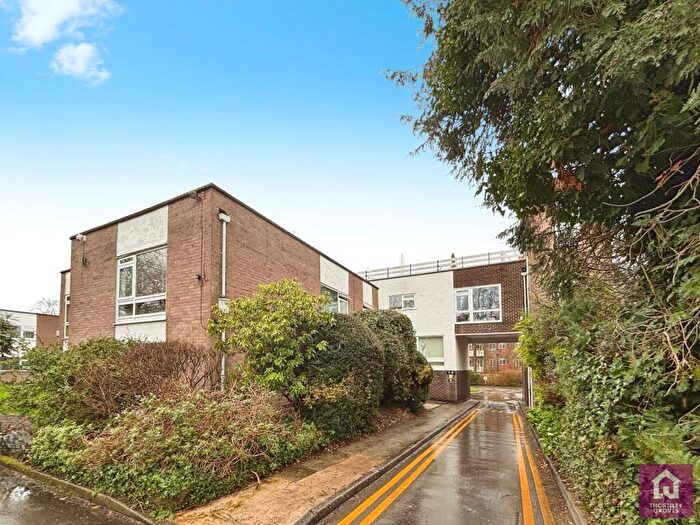 1 Bedroom Flat For Sale In Wilmslow Road, Fallowfield, Greater Manchester, M14