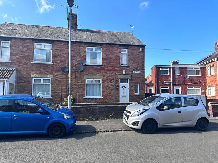 3 Bedroom Flat To Rent In Lily Avenue, Bedlington, NE22