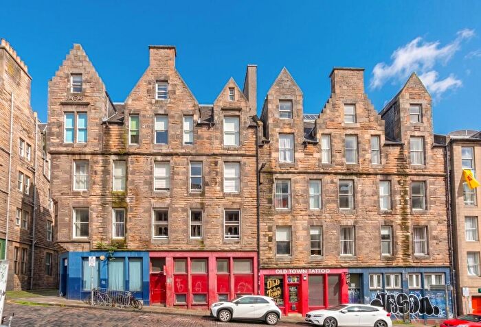 3 Bedroom Flat For Sale In Blackfriars Street, Old Town, Edinburgh, EH1