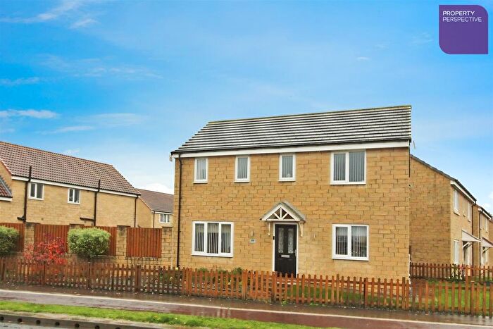 3 Bedroom Detached House For Sale In Richmond Way, Kingswood, Hull, HU7