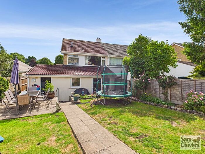 3 Bedroom Semi-Detached House For Sale In Wallenge Drive, Paulton Village, BS39