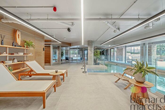 2 Bedroom Apartment To Rent In Oberman Road, London, NW10