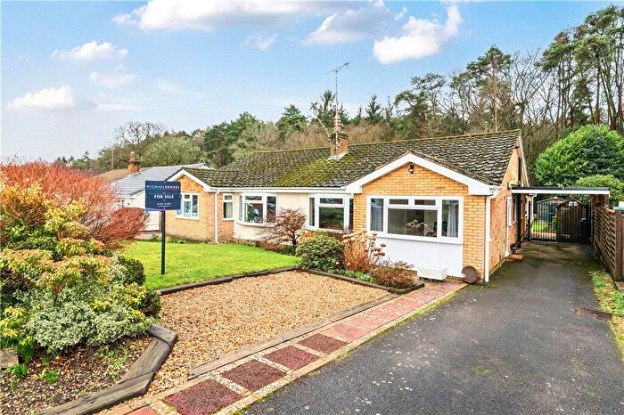 3 Bedroom Semi-Detached Bungalow For Sale In Ringwood Drive, North Baddesley, Southampton, Hampshire, SO52