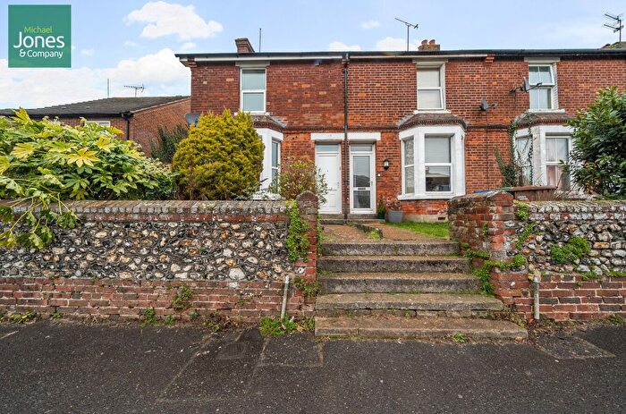 3 Bedroom End Of Terrace House To Rent In East Street, Littlehampton, West Sussex, BN17