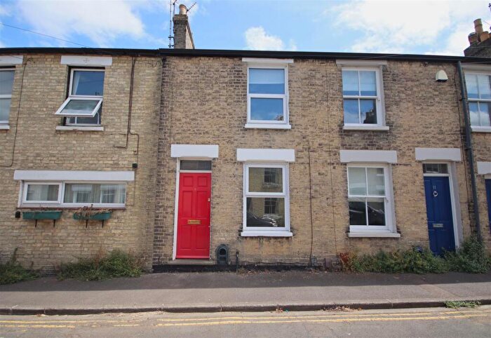 2 Bedroom Terraced House To Rent In Hale Street, Cambridge, CB4