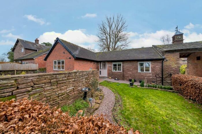 3 Bedroom Cottage For Sale In Docklow, Herefordshire, HR6