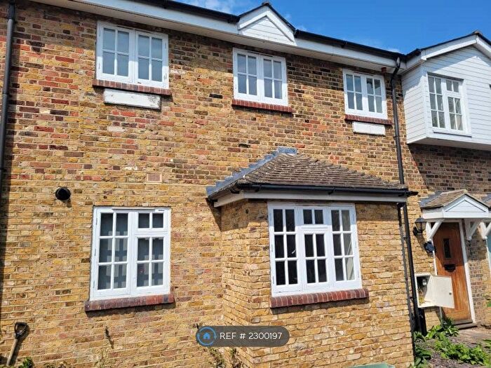 2 Bedroom Terraced House To Rent In Bedford Mews, London, SE6