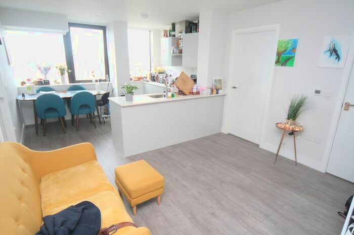 2 Bedroom Flat To Rent In Kymberley Road, Harrow, HA1