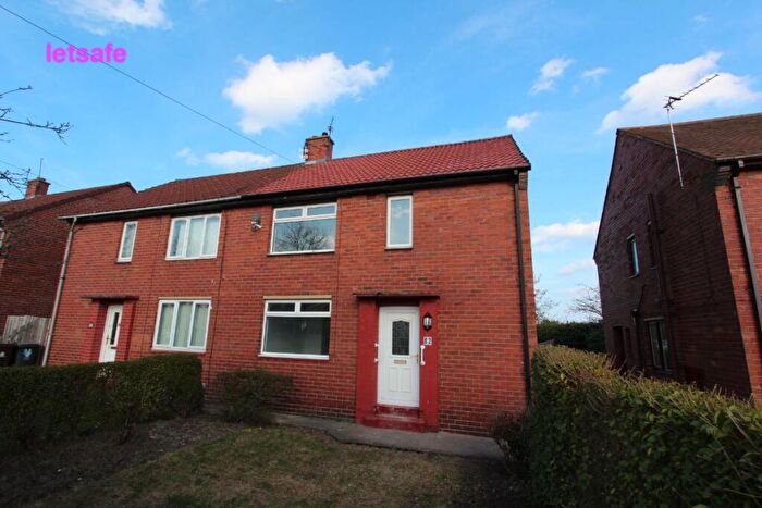 3 Bedroom Semi-Detached House To Rent In Denbigh Avenue, Wallsend., NE28