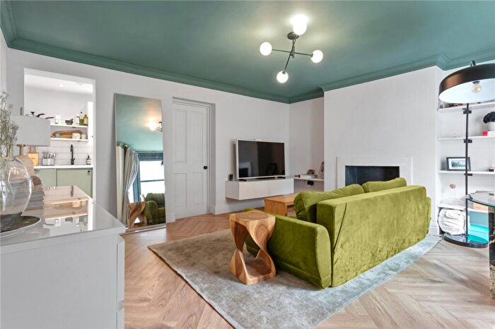 1 Bedroom Apartment To Rent In Cricketfield Road, London, E5