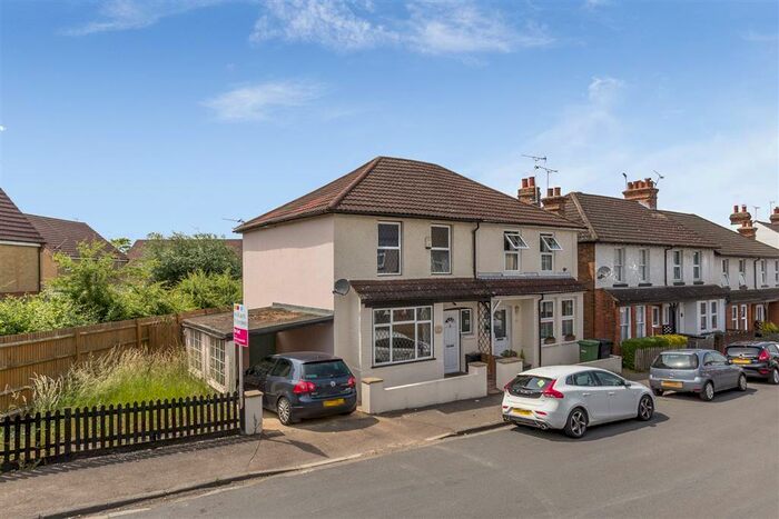 2 Bedroom Semi-Detached House To Rent In Cape Road, St Albans, AL1