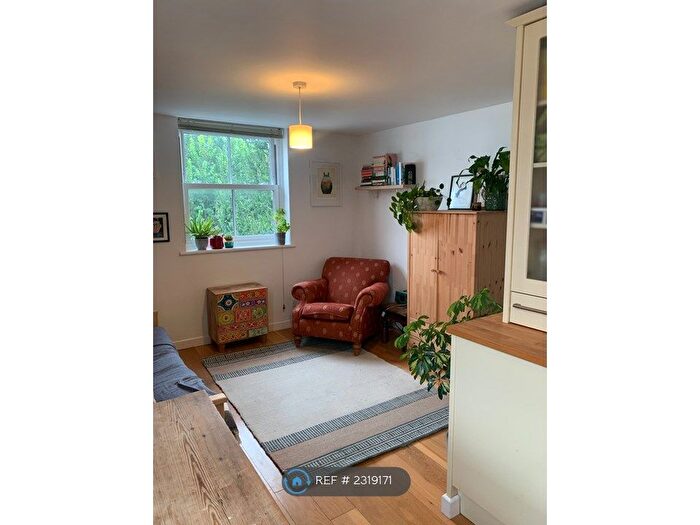 Studio To Rent In Shaftesbury Road, Brighton, BN1