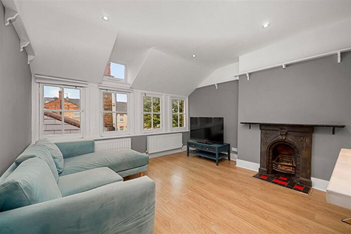 1 Bedroom Flat To Rent In Inglewood Road, London, NW6