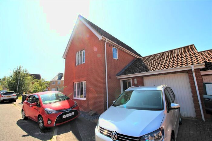 4 Bedroom Detached House To Rent In Roe Drive, Norwich, NR5