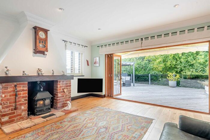 4 Bedroom Detached House For Sale In Greenways Close, Flordon, Norwich, NR15