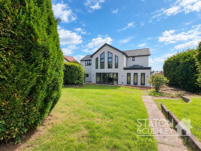 4 Bedroom Detached House For Sale In Rectory Road, Church Warsop, NG20