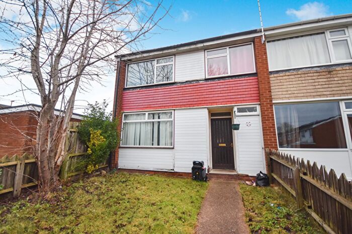 3 Bedroom End Of Terrace House For Sale In Deptford Crescent, Bulwell, Nottingham, NG6