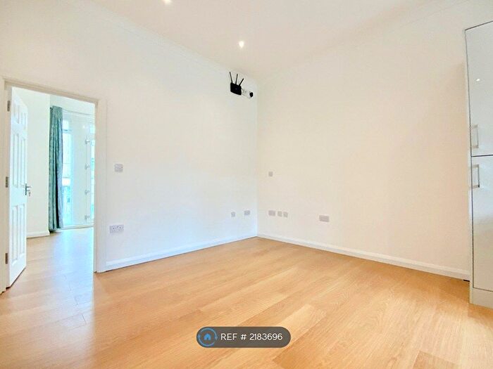 1 Bedroom Flat To Rent In Argyle Road, London, W13