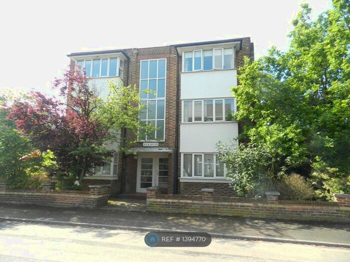 1 Bedroom Flat To Rent In Wick House, Hampton Wick, Kingston Upon Thames, KT1