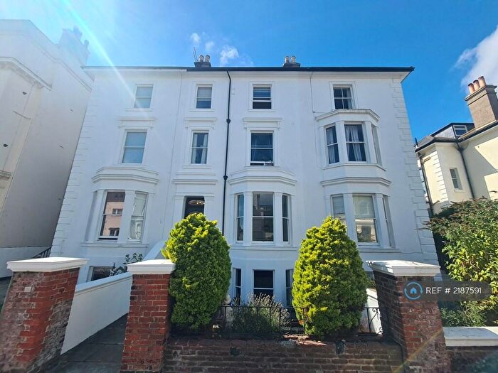 2 Bedroom Flat To Rent In Albany Villas, Hove, BN3