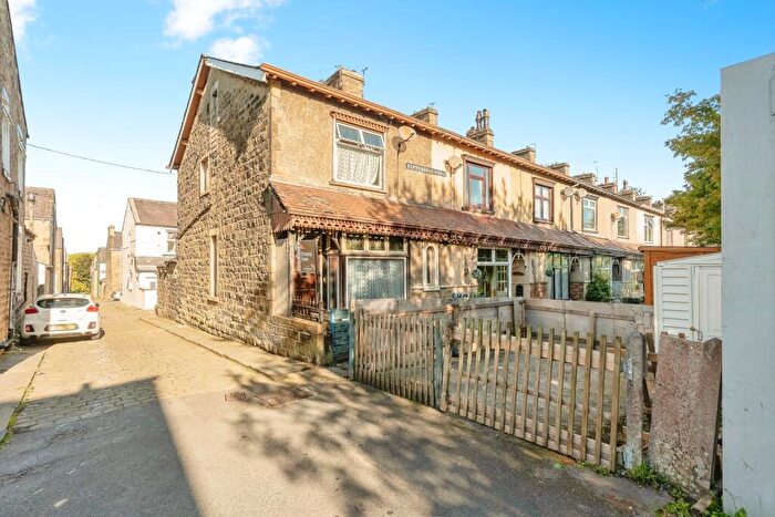 2 Bedroom End Of Terrace House For Sale In Moore Street, Nelson, Lancashire, BB9