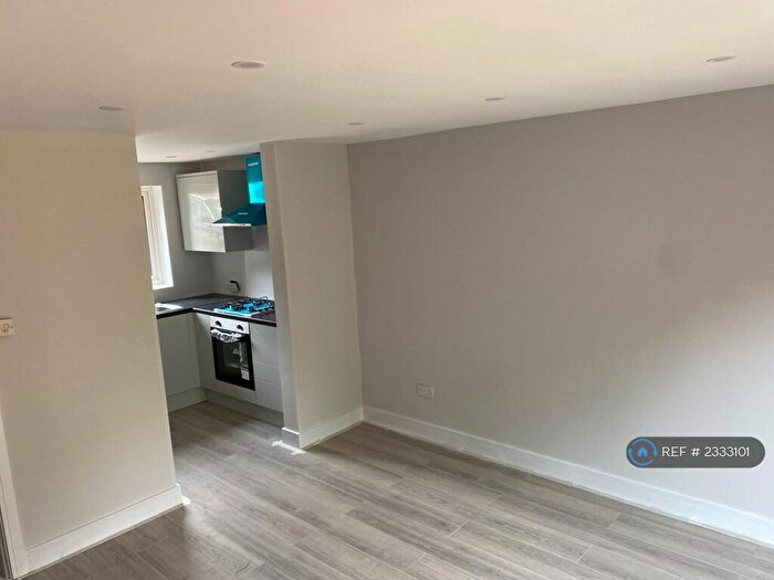 2 Bedroom Terraced House To Rent In Browning Close, Chester, CH1