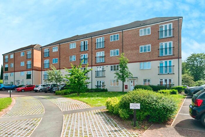 2 Bedroom Apartment For Sale In Field Sidings Way, Kingswinford, DY6