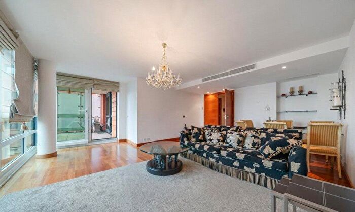 2 Bedroom Flat To Rent In Pavilion Apartments, St John's Wood Road, St John's Wood, London, NW8