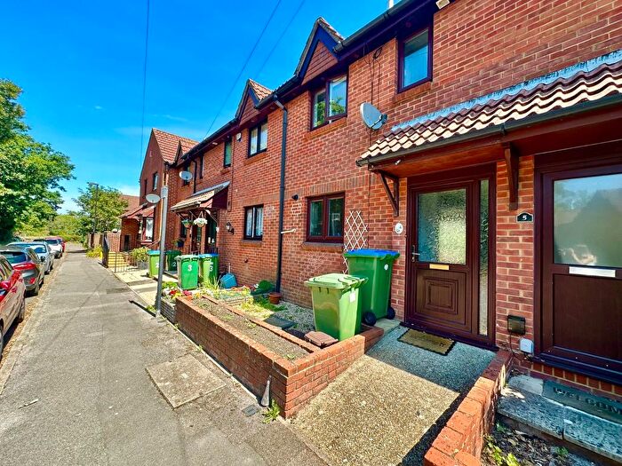 2 Bedroom Terraced House To Rent In Weston Close, Weston, Southampton, Hampshire, SO19