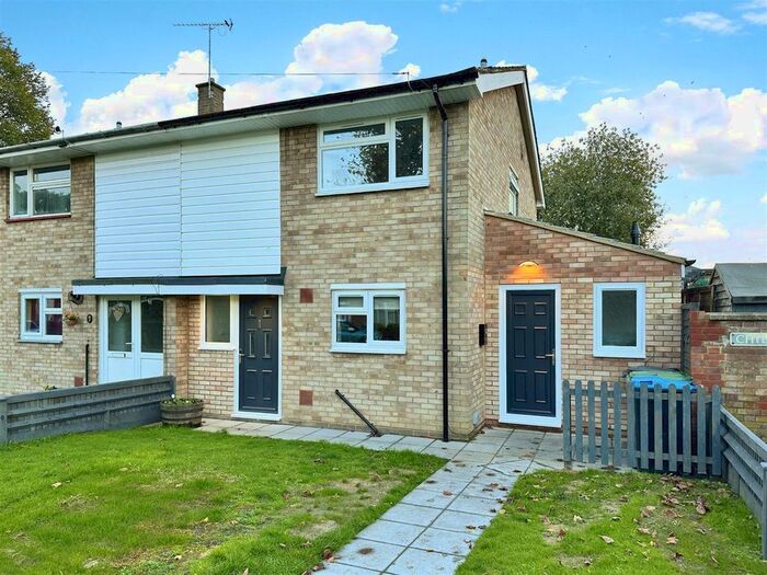 2 Bedroom Property To Rent In Chilterns, Hemel Hempstead, HP2