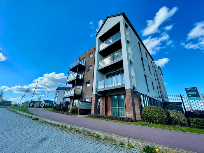 1 Bedroom Flat To Rent In Larson Close, Oakgrove, Milton Keynes, MK10