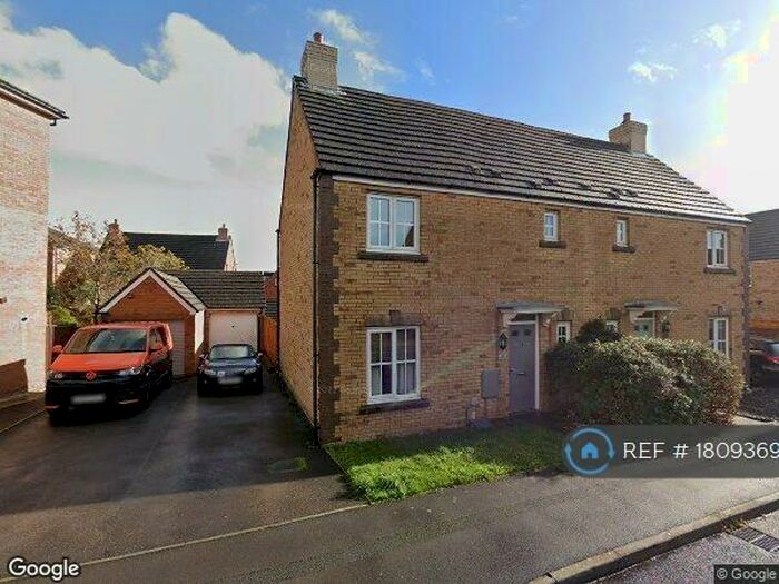 3 Bedroom Semi-Detached House To Rent In Cae Llwydcoed, Mid Glamorgan, CF31