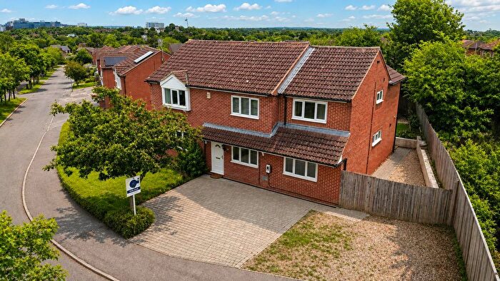 3 Bedroom Property For Sale In Attingham Hill, Great Holm, Milton Keynes, MK8